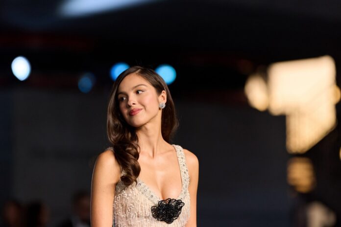 Olivia Rodrigo o svojim obožavateljima: Ljudi nose pelene kako bi mogli biti u prvom redu tijekom koncerta
