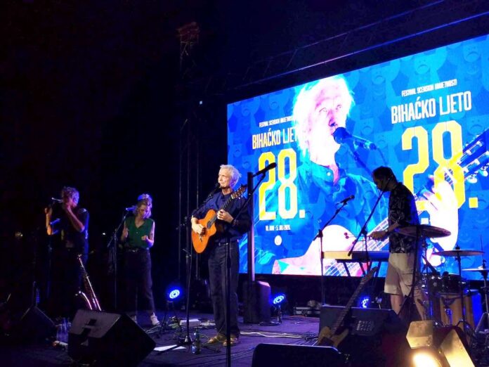 Koncertom Darka Rundeka otvoreno je 28. Bihaćko ljeto
