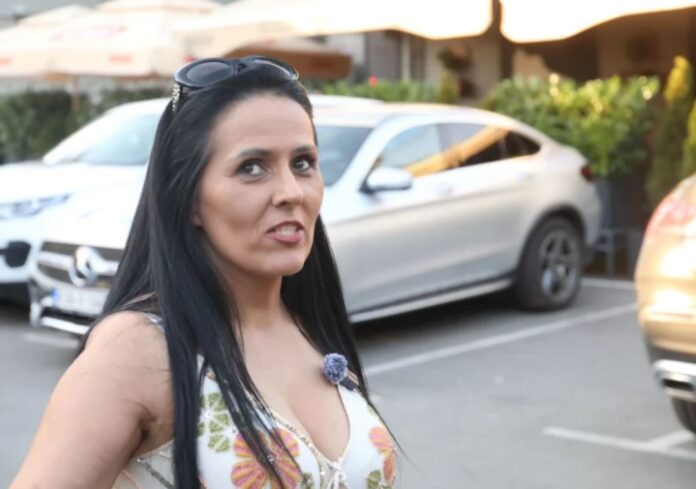 Kći Sinana Sakića došla na koncert Južnog vetra u Beogradu 
