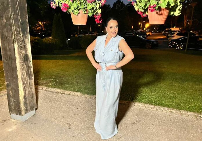 (FOTO) Nakon borbe s kilogramima: Tijana Milentijević ZABLISTALA U NOVOM IZDANJU i pokazala svoju figuru
