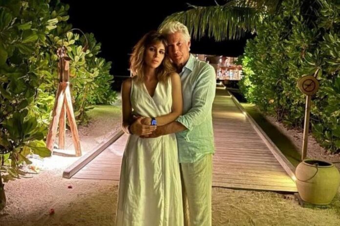 Osvanula je rijetka obiteljska fotografija Richarda Gerea (76) i njegove supruge Alejandre (43).
