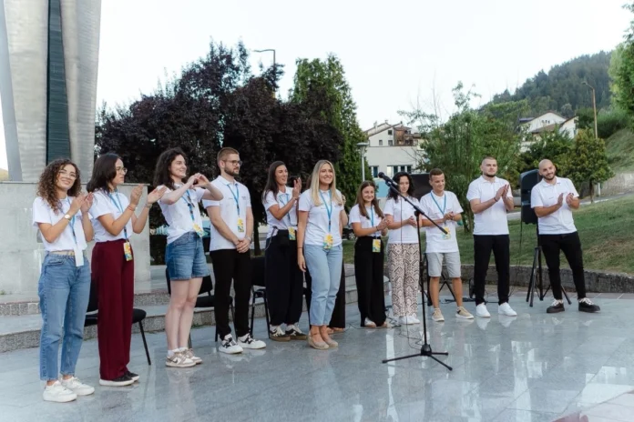 Kamp “Mladi, uzvodno!” okupio 150 mladih u Foči