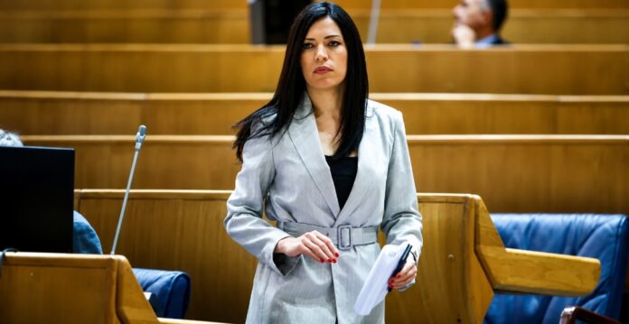 Vulić traži odgovore od BHRT-a: Zašto su srpske žrtve zanemarene, a jedne komemoracije imaju poseban tretman?