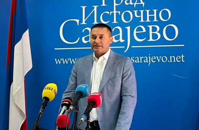 Stanišić pohvalio projekat Gradske kuće na Palama, predložio i Spomen-sobu poginulim borcima