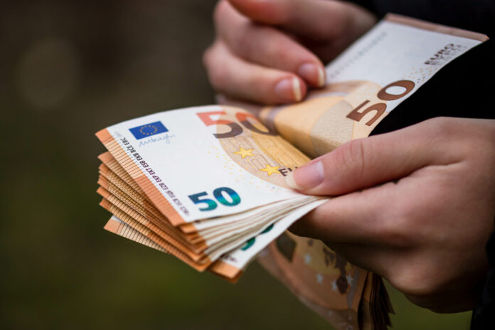 Policija upozorava: Pojavili se lažni euri, obratite pažnju