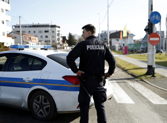 Državljanin BiH u Hrvatskoj osuđen na 15 dana uvjetnog zatvora zbog veličanja Mladića na društvenim mrežama