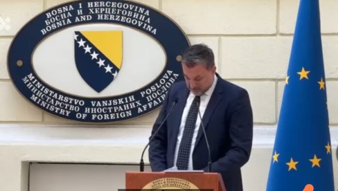 Konaković izdao nalog za protjerivanje dvoje diplomata iz Ambasade Srbije u Sarajevu, dao im rok od 48 sati
