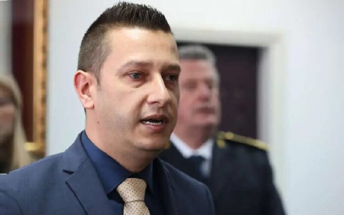 Goganović: Kađa nafte iz skladišta kasarne ponovo ukazuje na probleme u sistemu odbrane