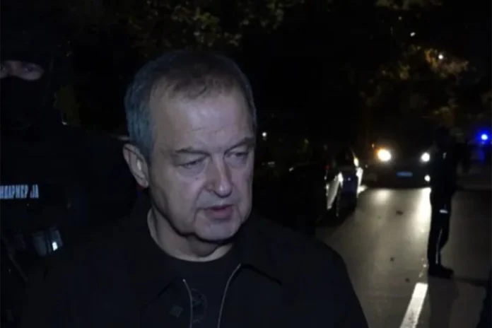 Detalji napada ispred ambasade Izraela u Beogradu: Napadač vikao “Alahu ekber”