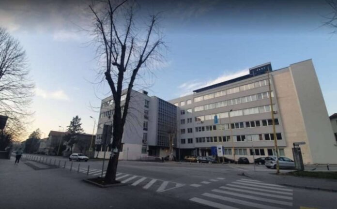 Potvrđena optužnica protiv Dušana Lazića zbog psihičkog nasilja i spolnog uznemiravanja Tuzlanki