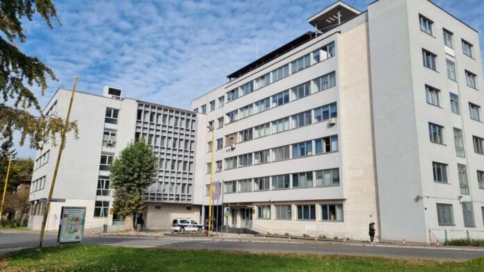 Određen jednomjesečni pritvor Hidajetu Hankiću iz Lukavca zbog pokušaja iznude