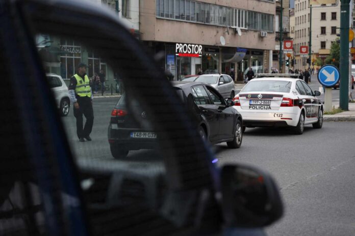 Sudar tri automobila u Sarajevu