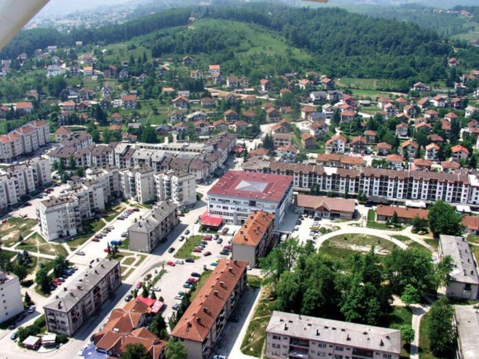 Dvojica muškaraca iz Kaknja uhapšena zbog krađe radnih mašina u Vitezu